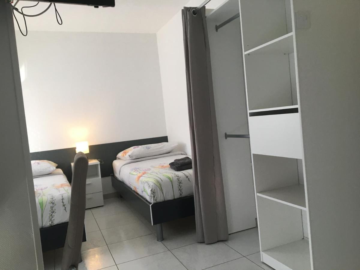 Studios Lora Rm 860 Saint-Louis  Eksteriør billede