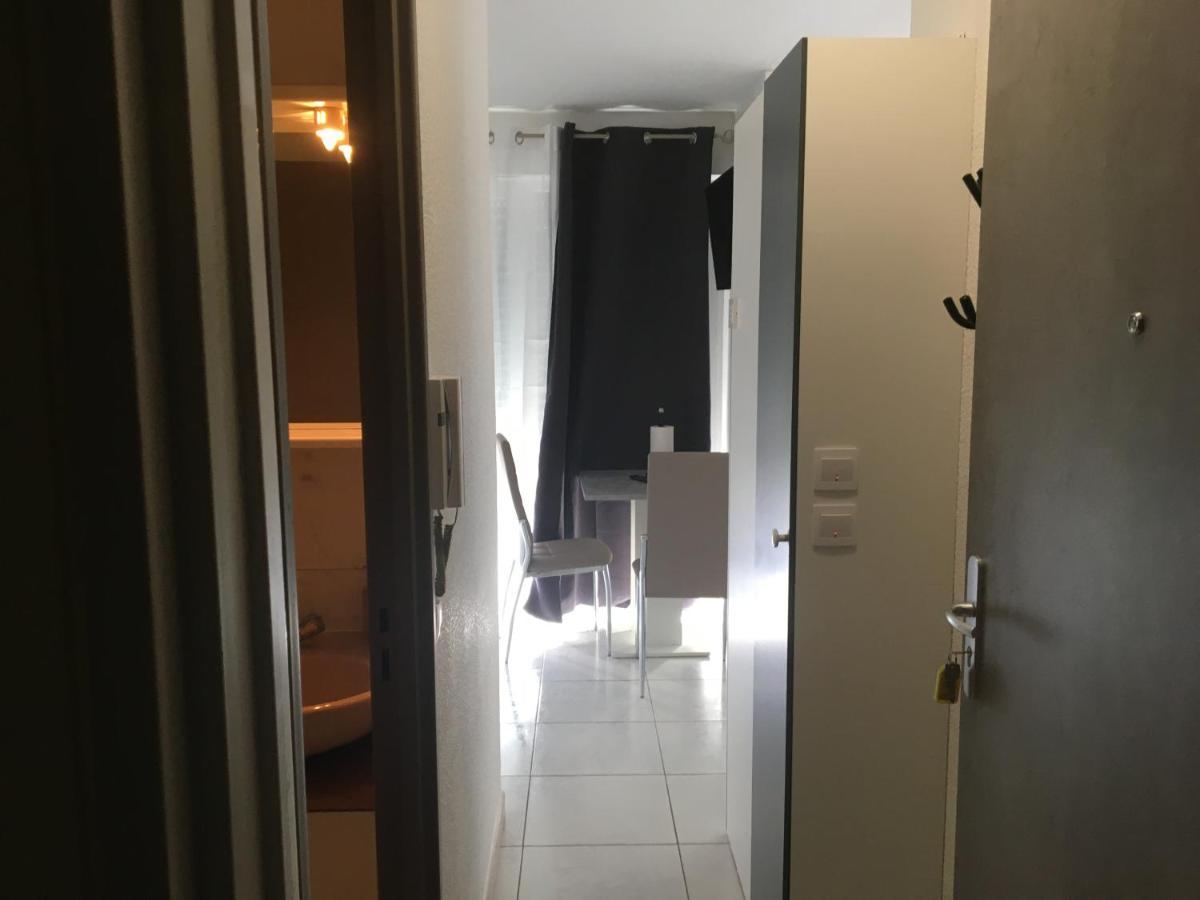 Studios Lora Rm 860 Saint-Louis  Eksteriør billede